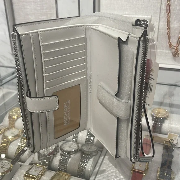 Michael Kors Jet Set Travel Lg Embellished Signature Logo Wristlet
Dragonfruit - Picture 11 of 16